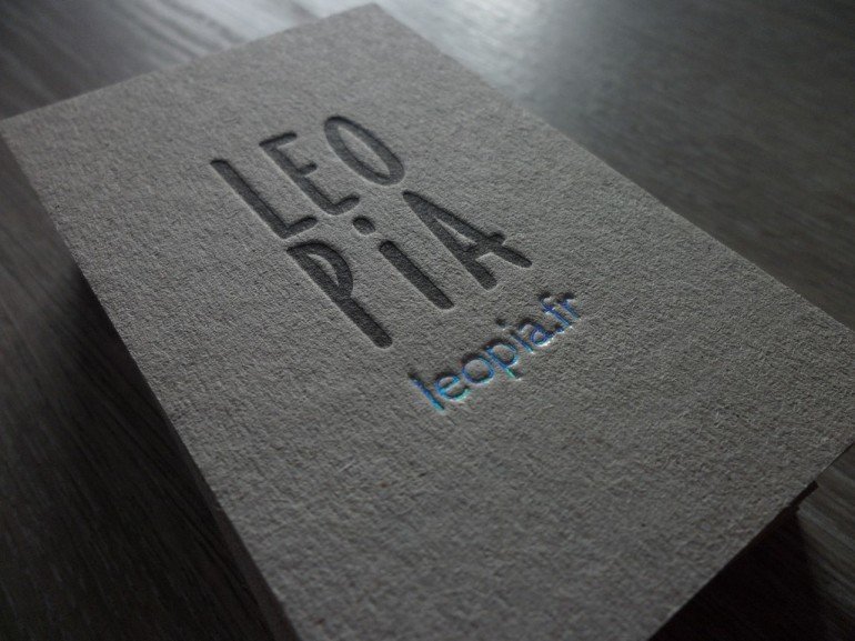 Cool Letterpress Business Card - Marquage Holographique Carton Kraft