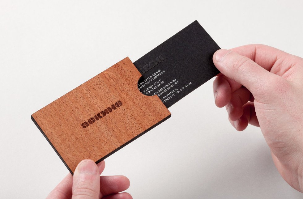 Cool Business Card with a Card Holder Eskimo